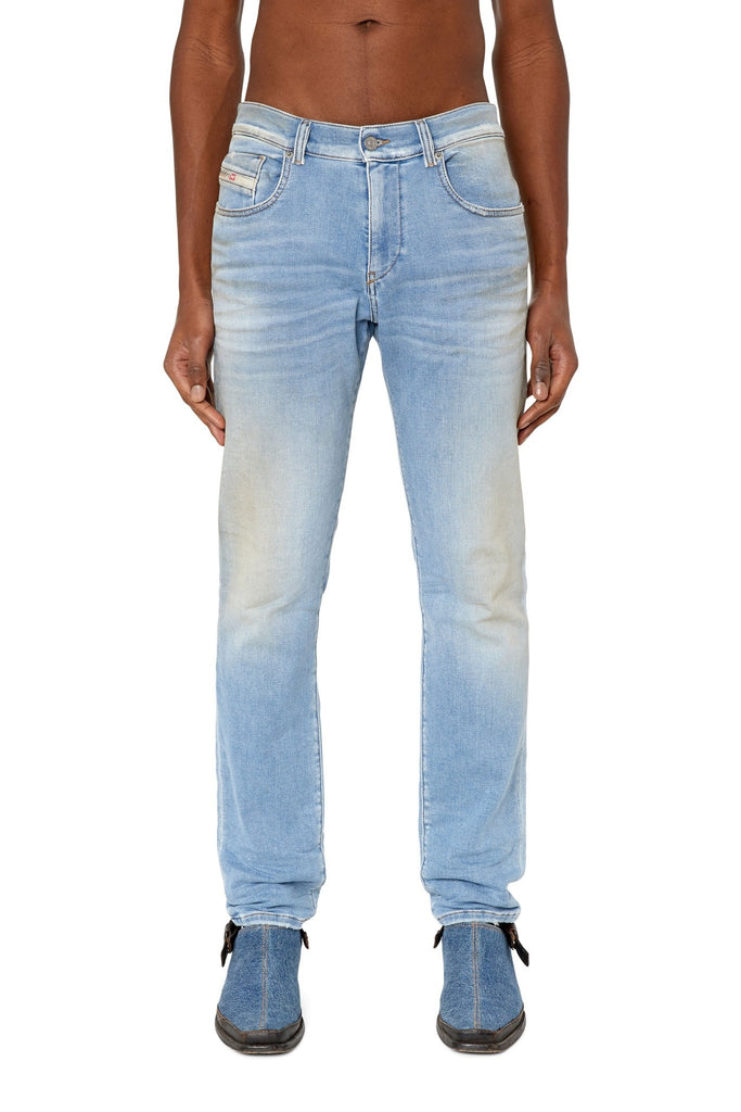 D-Strukt JoggJeans® 068CW Slim-Jogg Jeans_DIESEL-Aritmetik-montreal