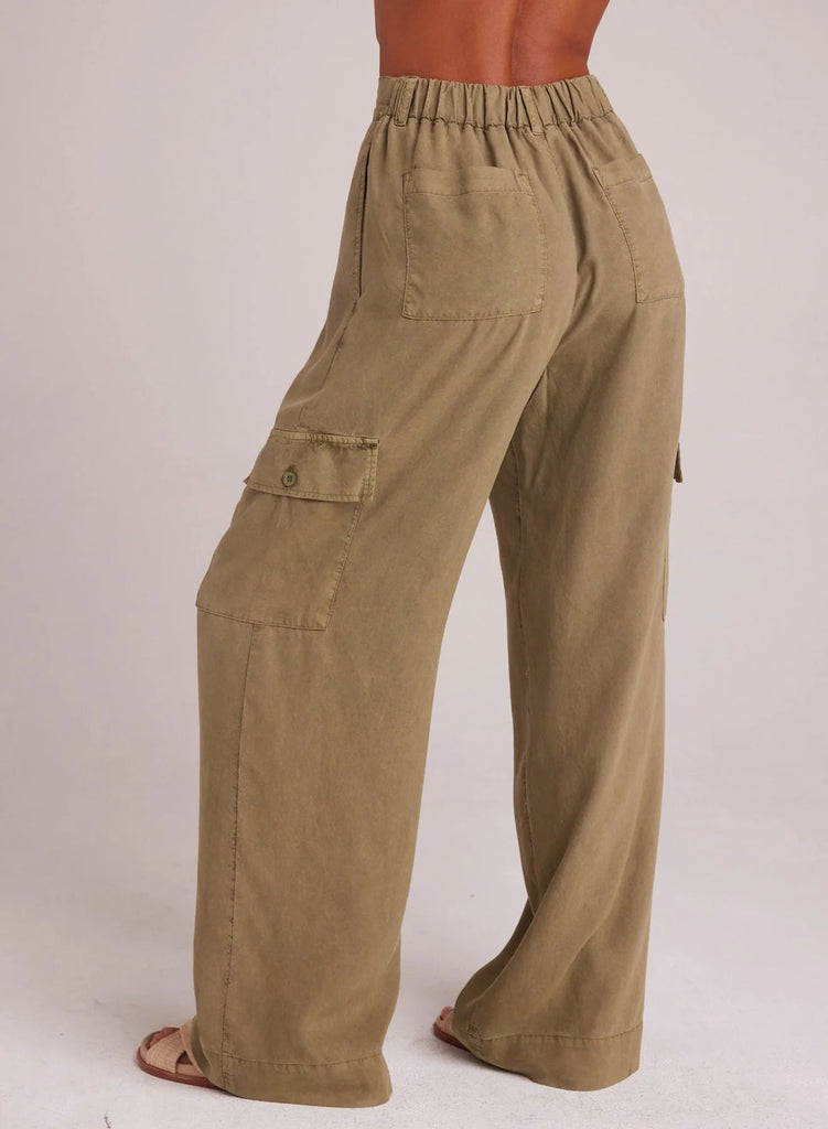 Bella Dahl - Cargo Wide Leg - French Olive - Cargo Pants_Bella Dahl - Aritmetik - montreal