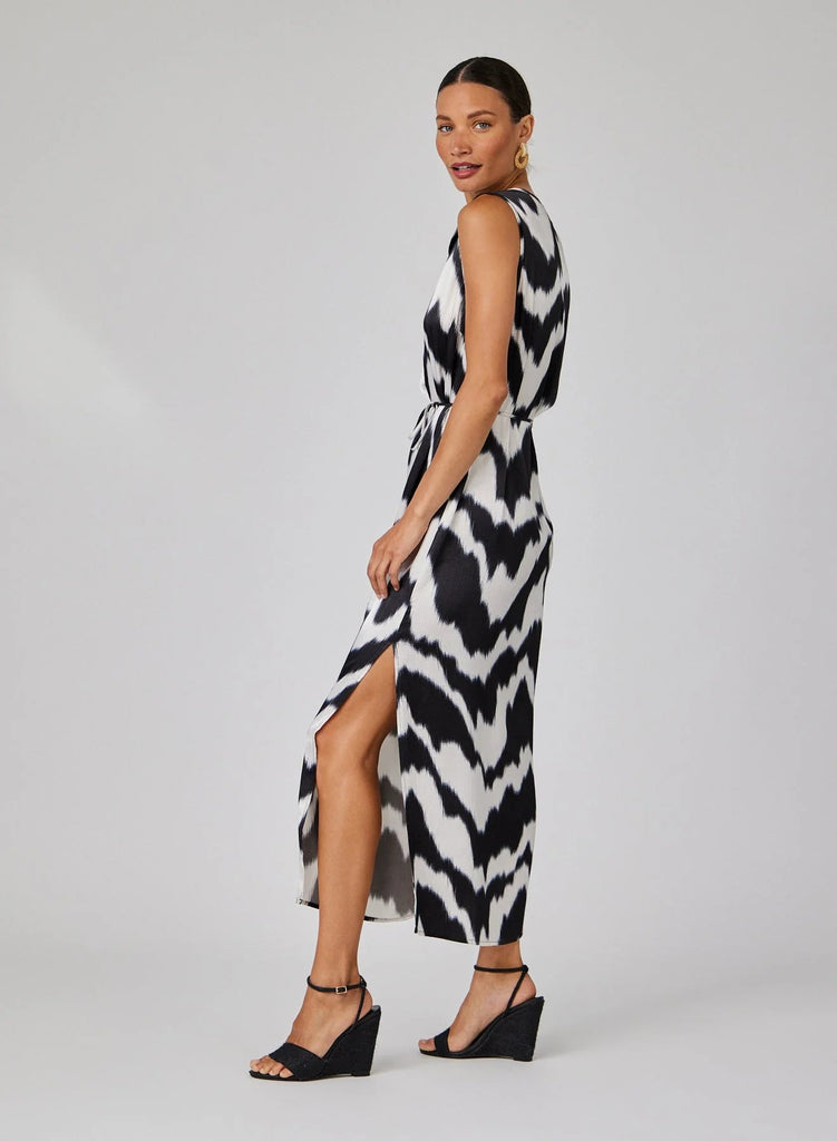 Bella Dahl - Sleeveless Belted Maxi Dress - Abstract Ikat Print - Dress_Bella Dahl - Aritmetik - montreal