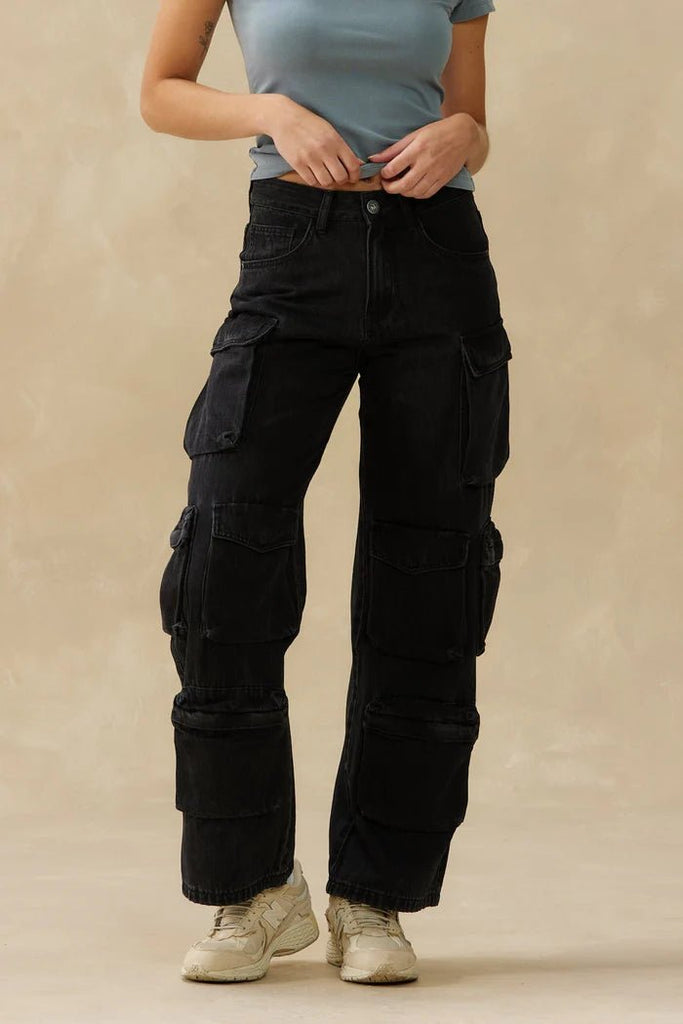 Kuwallatee - MULTI CARGO JEANS - BLACK - Cargo Pants_Kuwallatee - Aritmetik - montreal