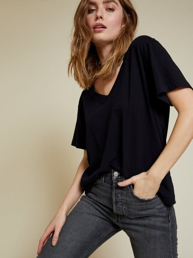 Nation - nina vinatge fit v neck tee - black - T-shirt_Nation - Aritmetik - montreal