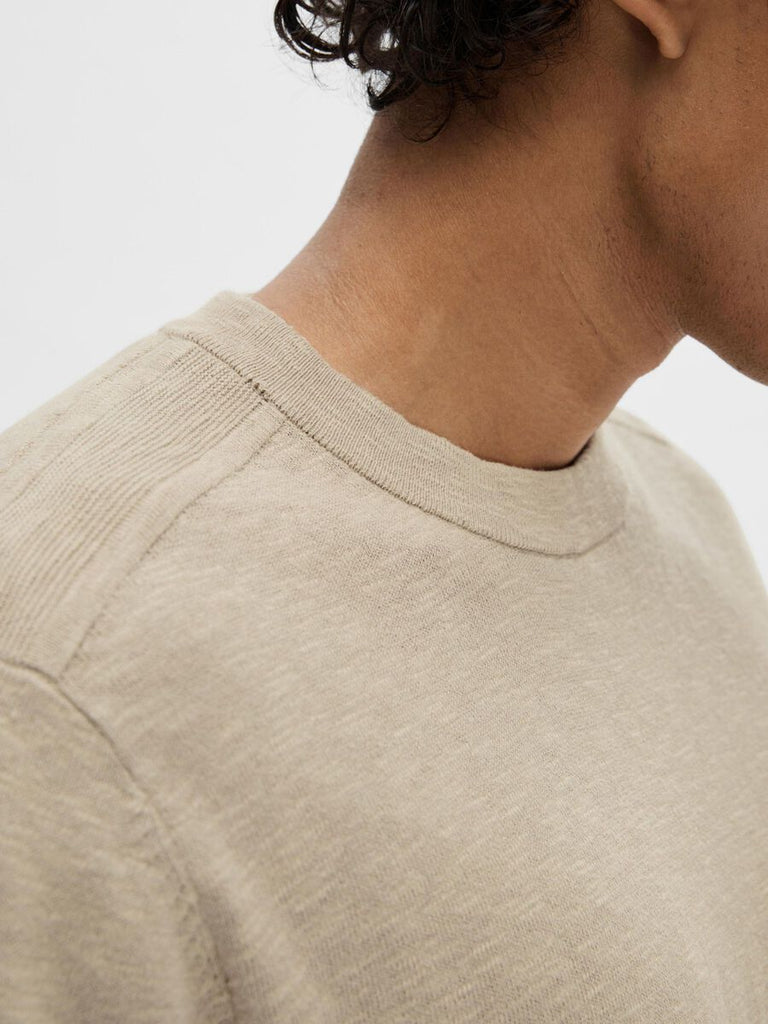 SELECTED - KNITTED SHORT - SLEEVED T - SHIRT - beige - T-shirt_SELECTED - Aritmetik - montreal