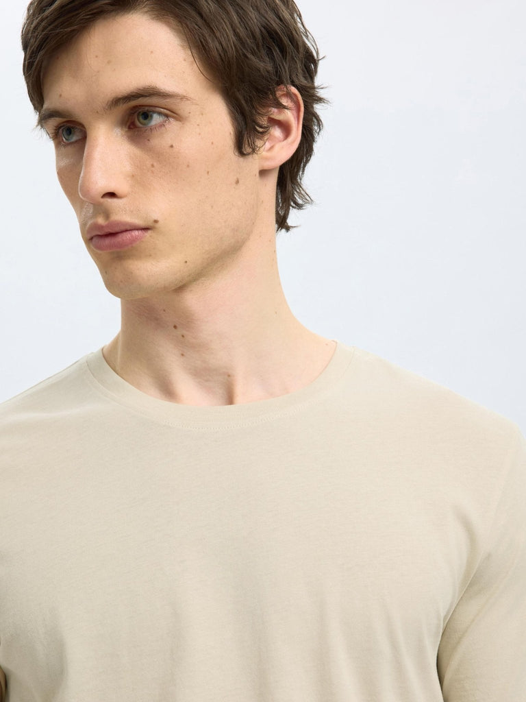 SELECTED - REGULAR T - SHIRT - Beige - T-Shirts_Selected - Aritmetik - montreal