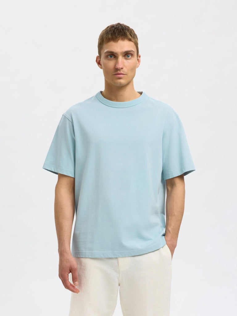 SELECTED - RELAXED FIT T - SHIRT - Light Blue - T-Shirts_Selected - Aritmetik - montreal
