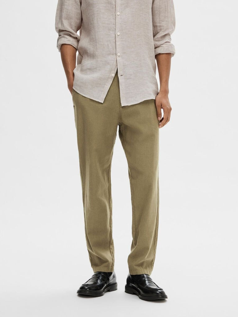 SELECTED - SLIM FIT TAPERED LINEN TROUSERS - OLIVE - PANTS_SELECTED - Aritmetik - montreal