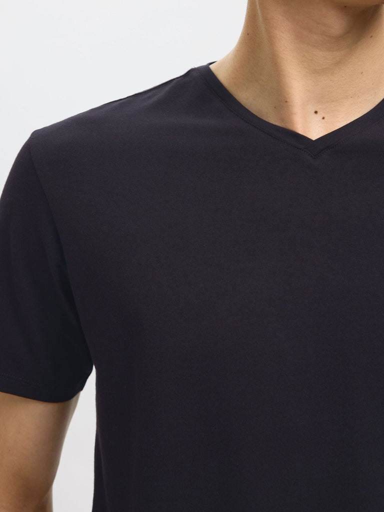SELECTED - V - NECK T - SHIRT - BLACK - T-Shirts_Selected - Aritmetik - montreal