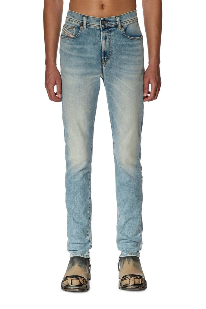 Wholesale Slim Mens Short Leg Jeans For Men New Arrival Summer Capris,  Middle Length, Calf Length Skinny Jeans Pants From Jst2015, $14.91