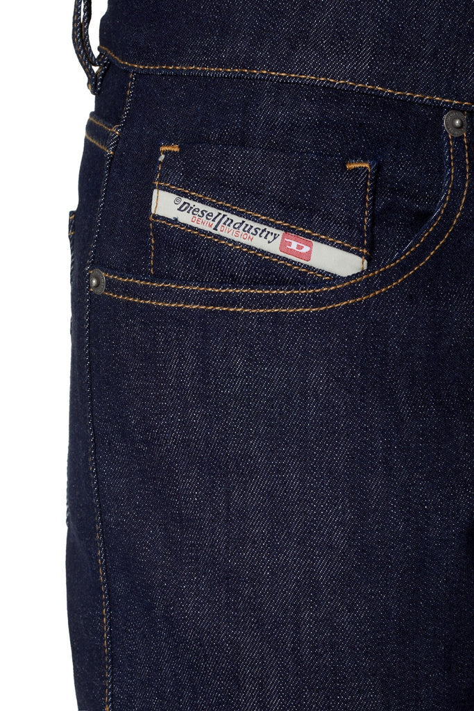DIESEL - Slim Jeans 2019 D-Strukt Z9B89-Jeans_DIESEL-Aritmetik-montreal