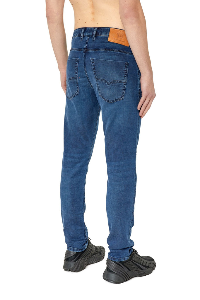 Krooley JoggJeans® 068CT Tapered-Jogg Jeans_DIESEL-Aritmetik-montreal